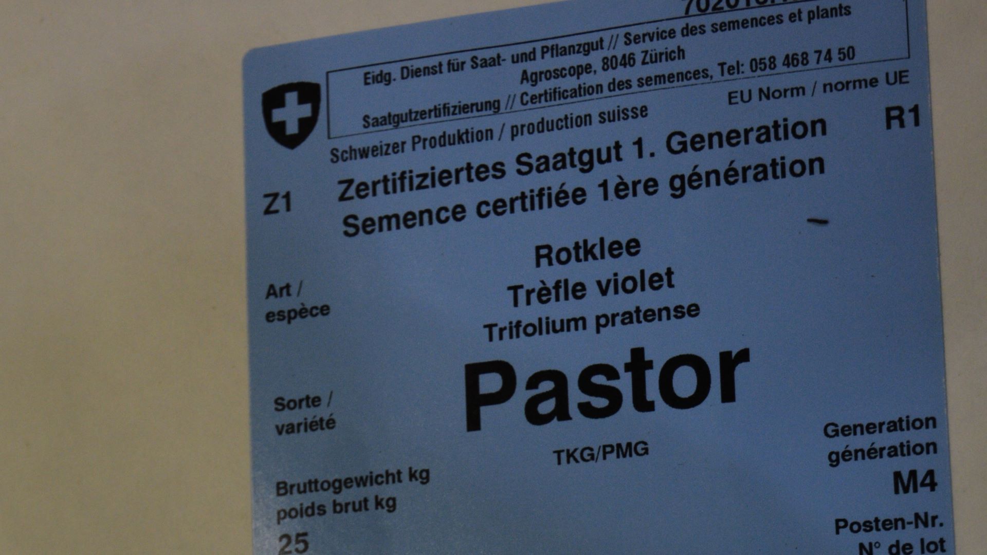 Semences de trèfle rouge officiellement certifiées.