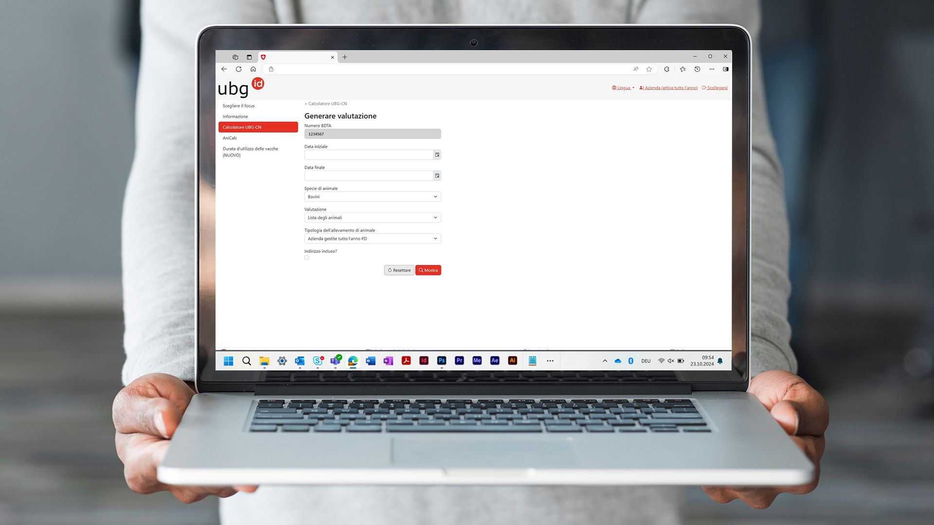 Una schermata delle applicazioni Calcolatore UBG viene visualizzata su un computer portatile.